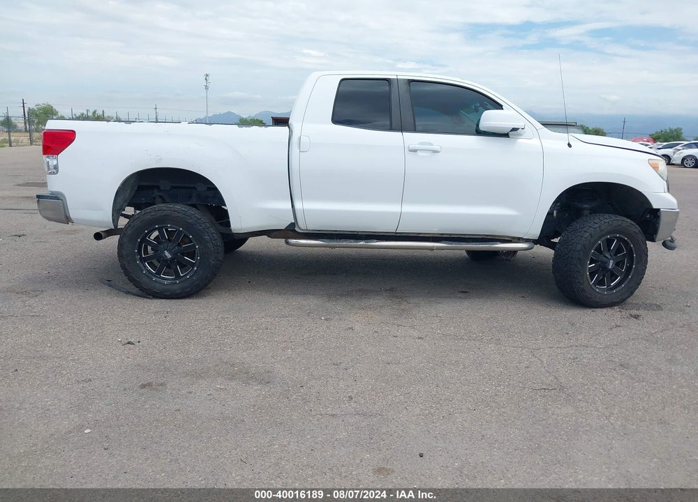2012 TOYOTA TUNDRA GRADE 5.7L V8 VIN: 5TFRY5F14CX126421