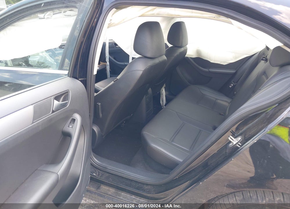 2017 VOLKSWAGEN JETTA 1.4T SE VIN: 3VWDB7AJXHM376593