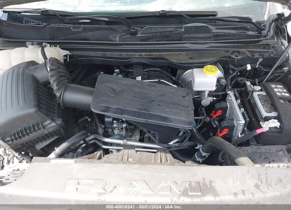 2024 RAM 1500 TRADESMAN QUAD CAB 4X4 6'4 BOX VIN: 1C6RRFCGXRN133624