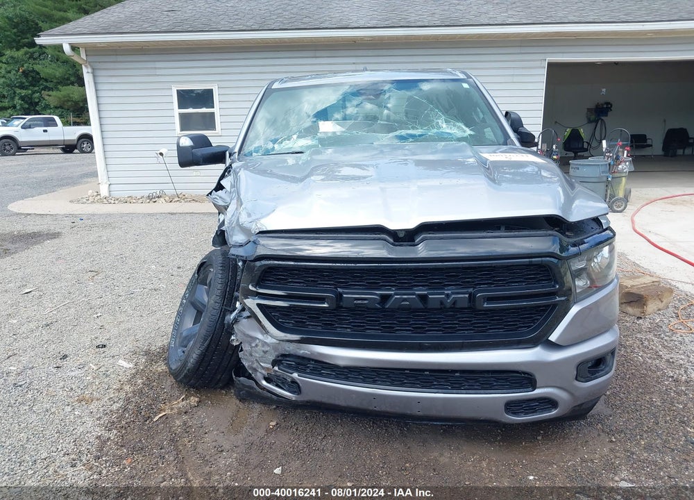 2024 RAM 1500 TRADESMAN QUAD CAB 4X4 6'4 BOX VIN: 1C6RRFCGXRN133624