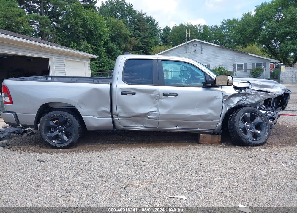 2024 RAM 1500 TRADESMAN QUAD CAB 4X4 6'4 BOX VIN: 1C6RRFCGXRN133624
