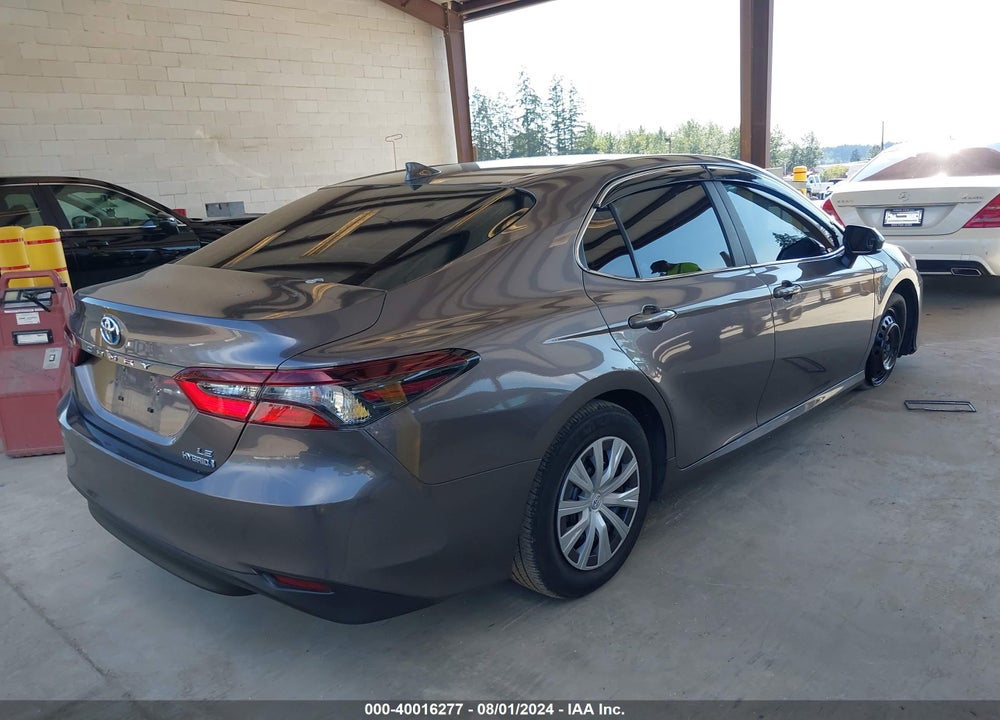 2021 TOYOTA CAMRY LE HYBRID VIN: 4T1C31AK9MU026097