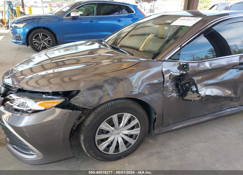 2021 TOYOTA CAMRY LE HYBRID VIN: 4T1C31AK9MU026097