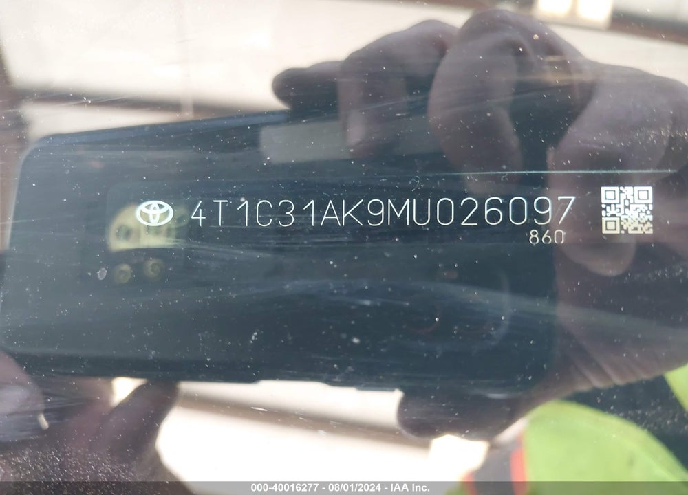 2021 TOYOTA CAMRY LE HYBRID VIN: 4T1C31AK9MU026097