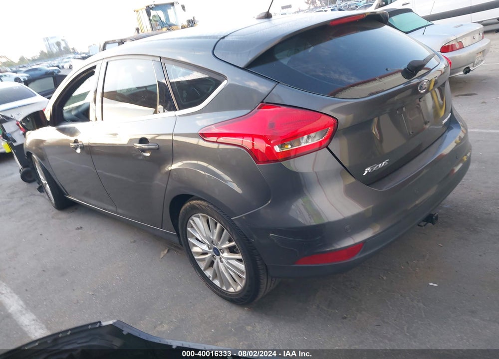 2017 FORD FOCUS TITANIUM VIN: 1FADP3N28HL219779