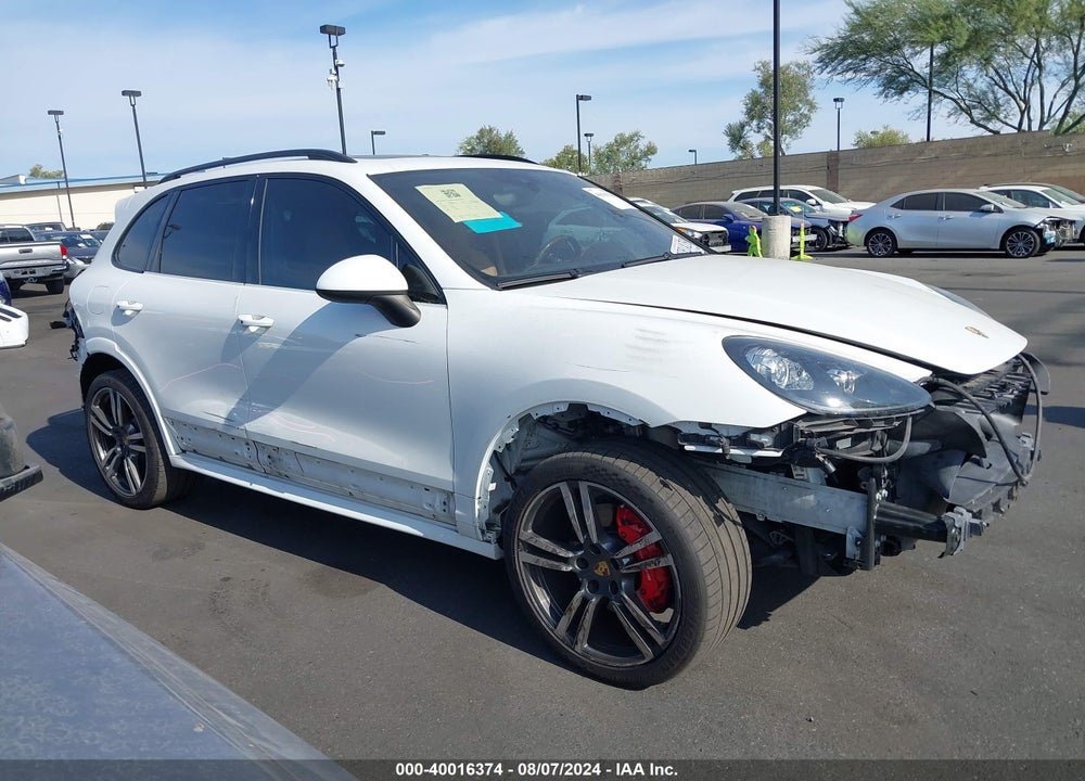 2014 PORSCHE CAYENNE GTS VIN: WP1AD2A28ELA76817