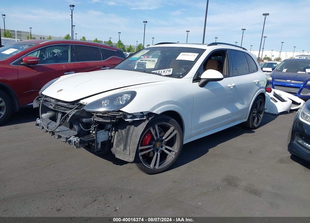 2014 PORSCHE CAYENNE GTS VIN: WP1AD2A28ELA76817