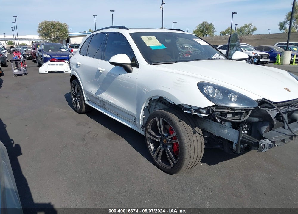 2014 PORSCHE CAYENNE GTS VIN: WP1AD2A28ELA76817