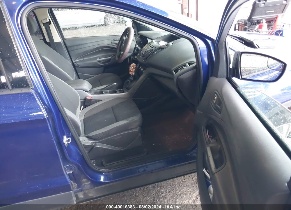 2014 FORD ESCAPE S VIN: 1FMCU0F78EUE54742