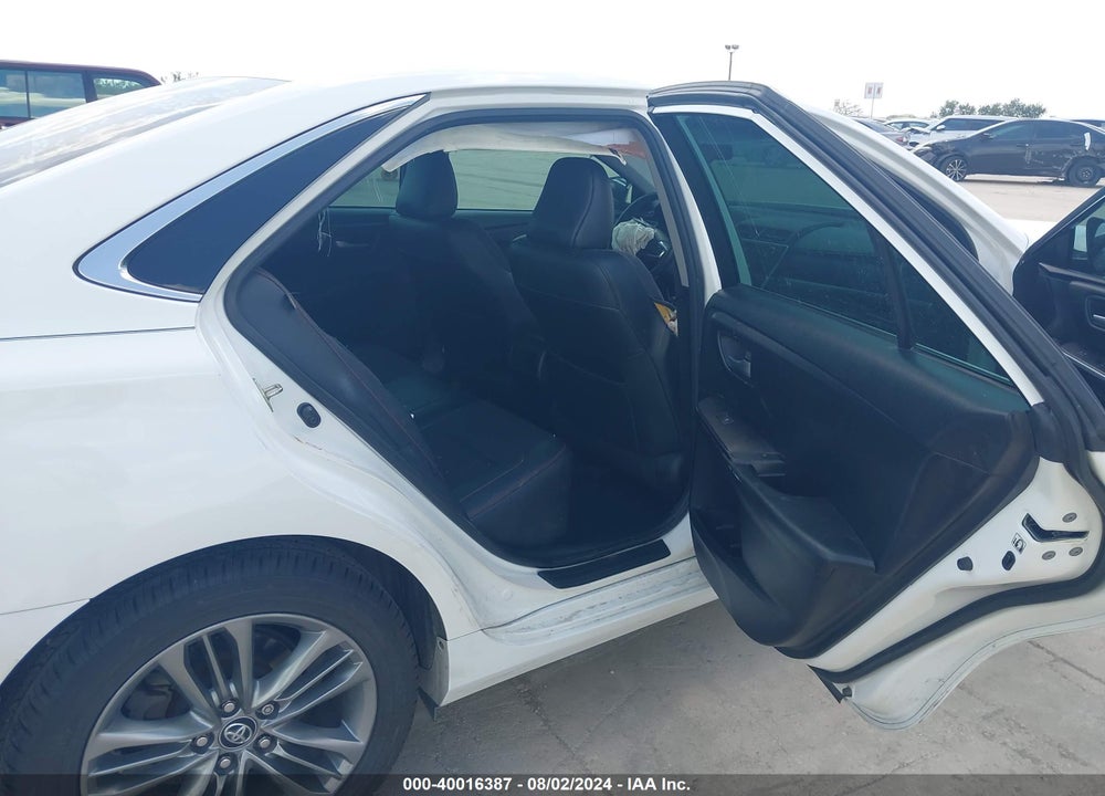 2017 TOYOTA CAMRY SE VIN: 4T1BF1FK8HU449187