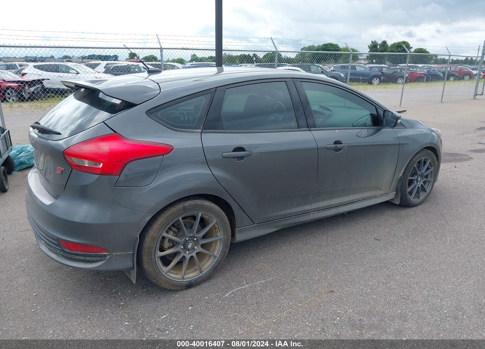 2018 FORD FOCUS ST VIN: 1FADP3L9XJL303642