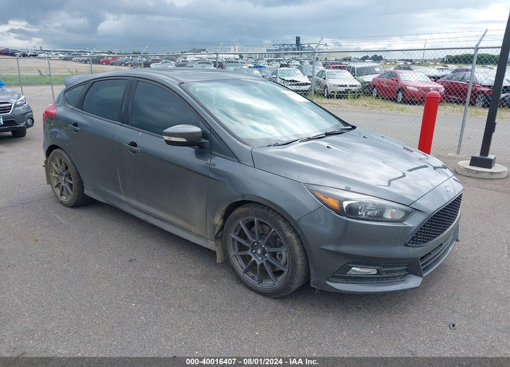 2018 FORD FOCUS ST VIN: 1FADP3L9XJL303642