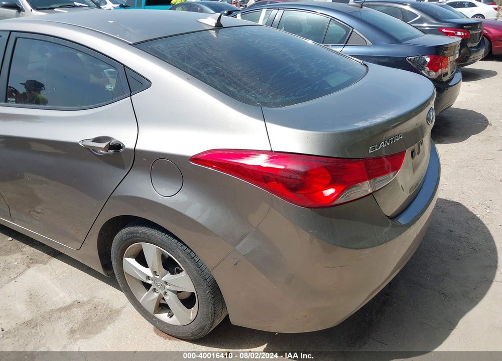 2013 HYUNDAI ELANTRA GLS VIN: 5NPDH4AE6DH183070