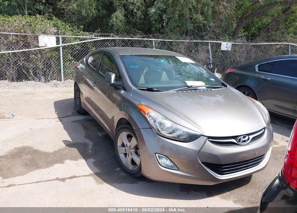 2013 HYUNDAI ELANTRA GLS VIN: 5NPDH4AE6DH183070