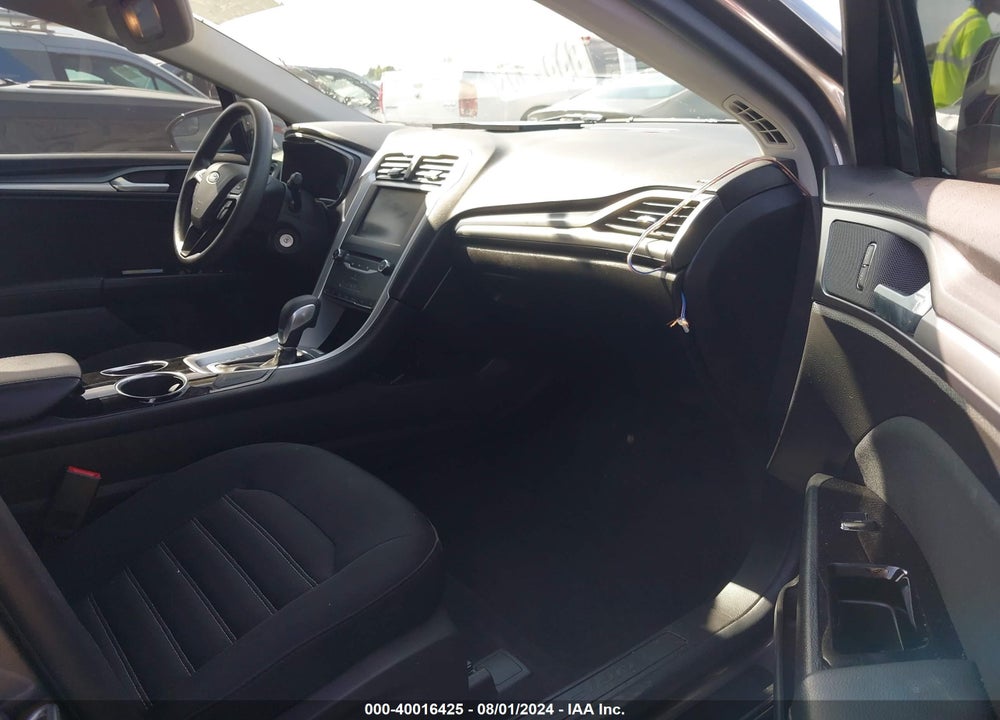 2014 FORD FUSION SE VIN: 3FA6P0HD9ER129493