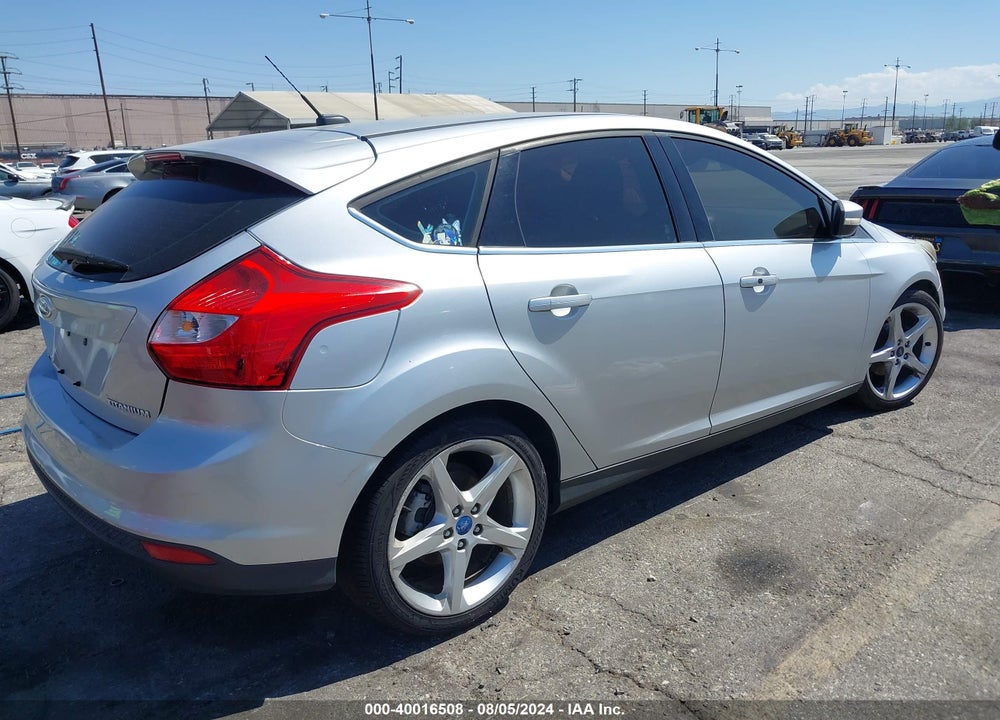 2012 FORD FOCUS TITANIUM VIN: 1FAHP3N29CL356613