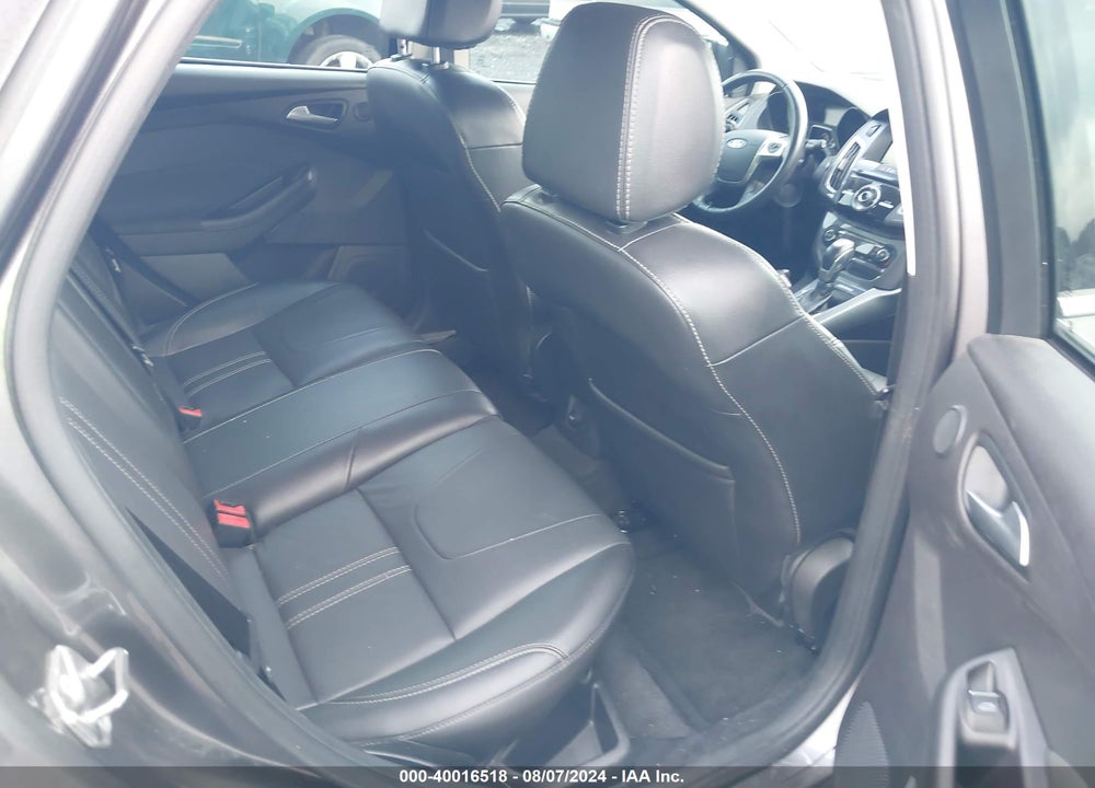 2014 FORD FOCUS TITANIUM VIN: 1FADP3N26EL403694