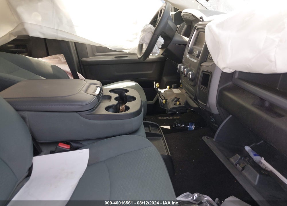 2016 RAM 1500 EXPRESS VIN: 3C6RR6KT8GG326097