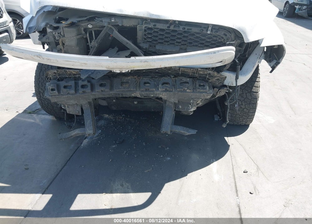 2016 RAM 1500 EXPRESS VIN: 3C6RR6KT8GG326097