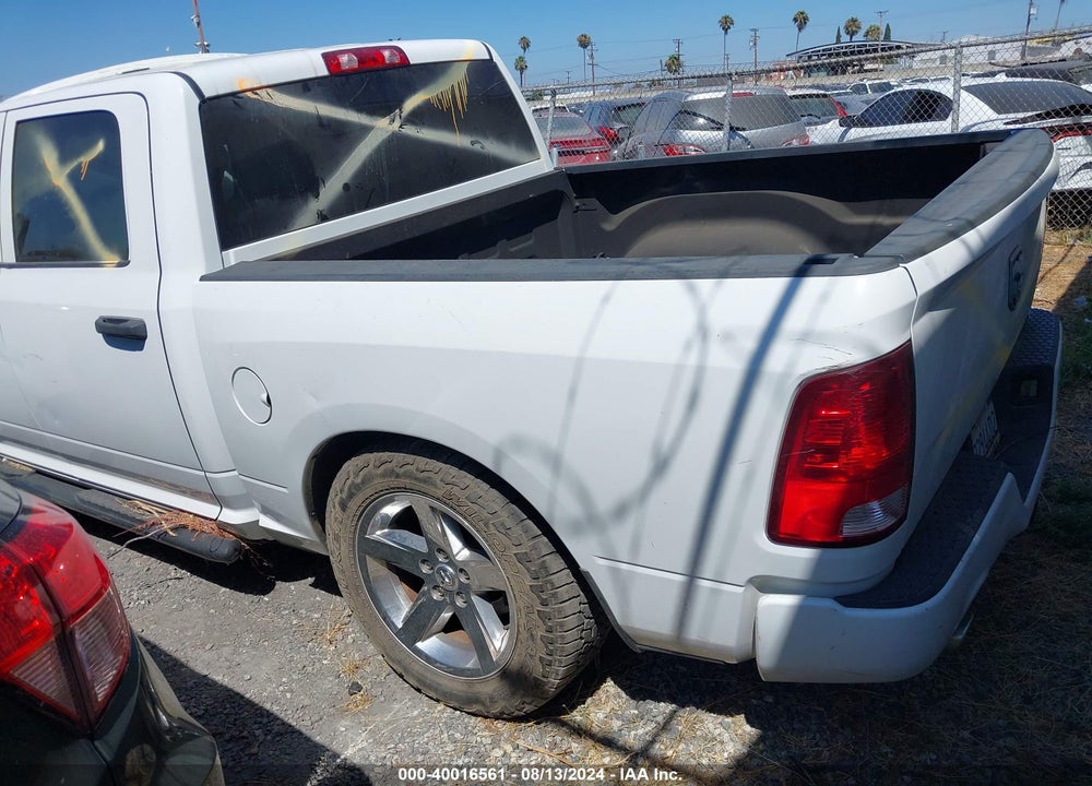 2016 RAM 1500 EXPRESS VIN: 3C6RR6KT8GG326097