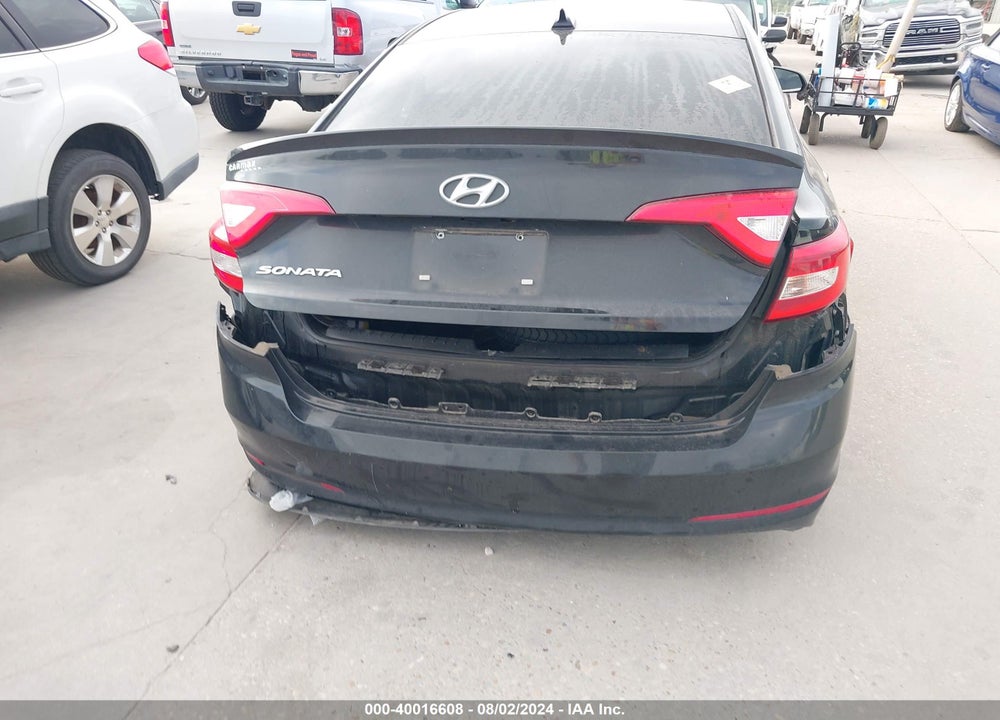 2017 HYUNDAI SONATA VIN: 5NPE24AF8HH584267