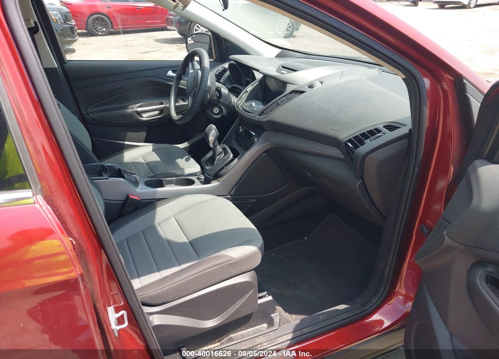 2016 FORD ESCAPE SE VIN: 1FMCU9G93GUB05561