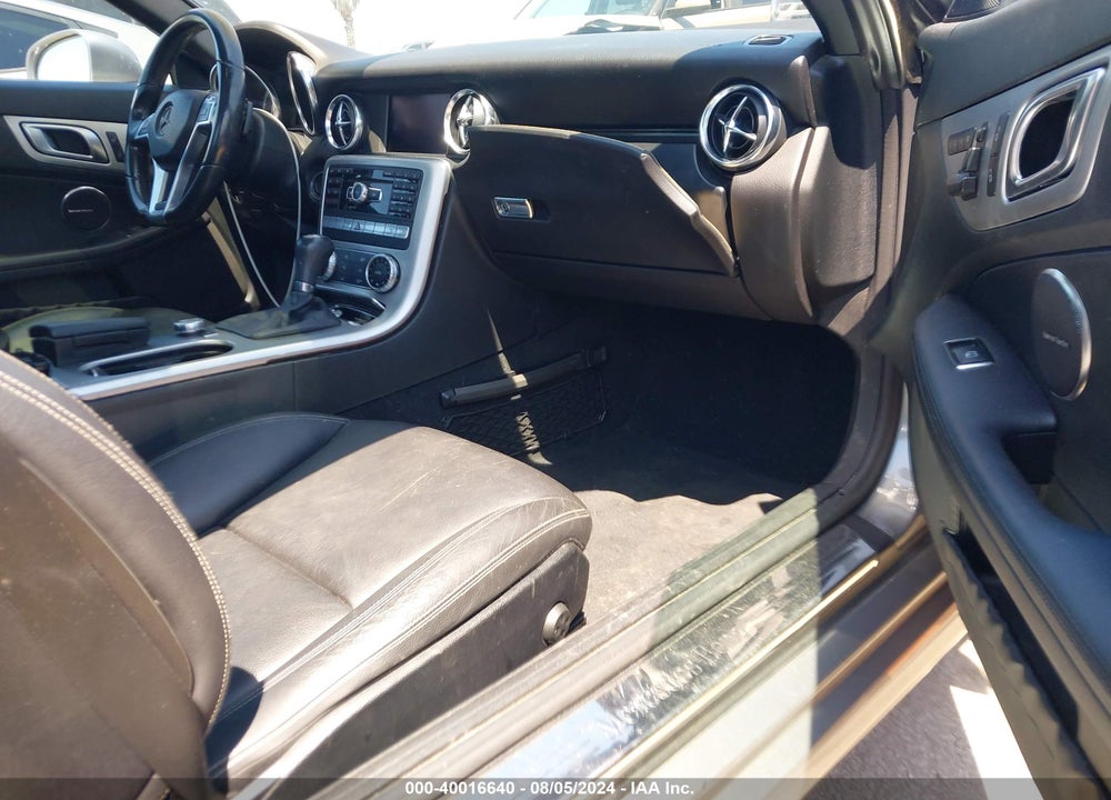 2014 MERCEDES-BENZ SLK 250 VIN: WDDPK4HAXEF077028
