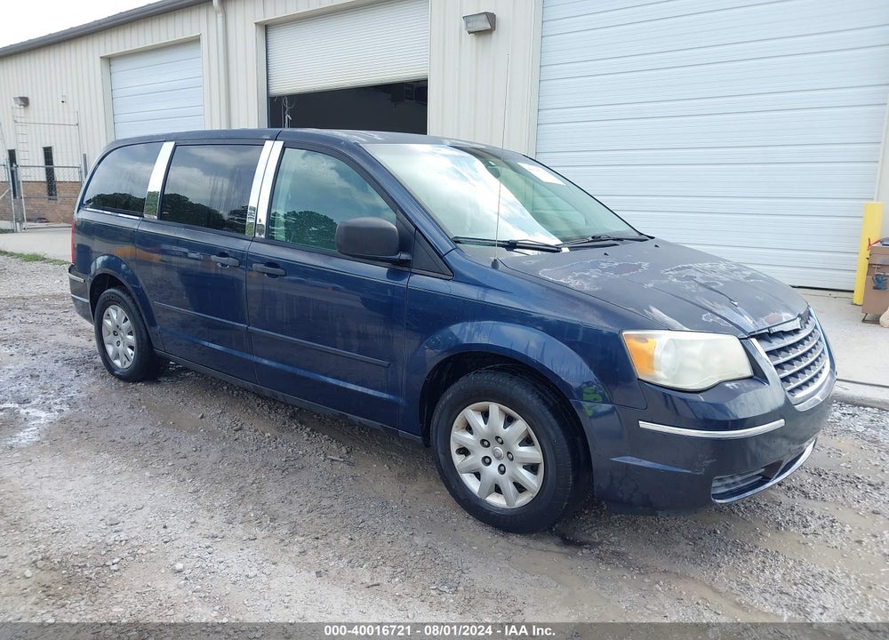 2008 CHRYSLER TOWN & COUNTRY LX VIN: 2A8HR44H58R628663