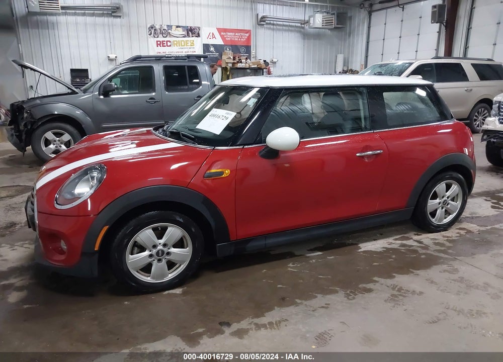 2015 MINI HARDTOP COOPER VIN: WMWXM5C55F3A59589