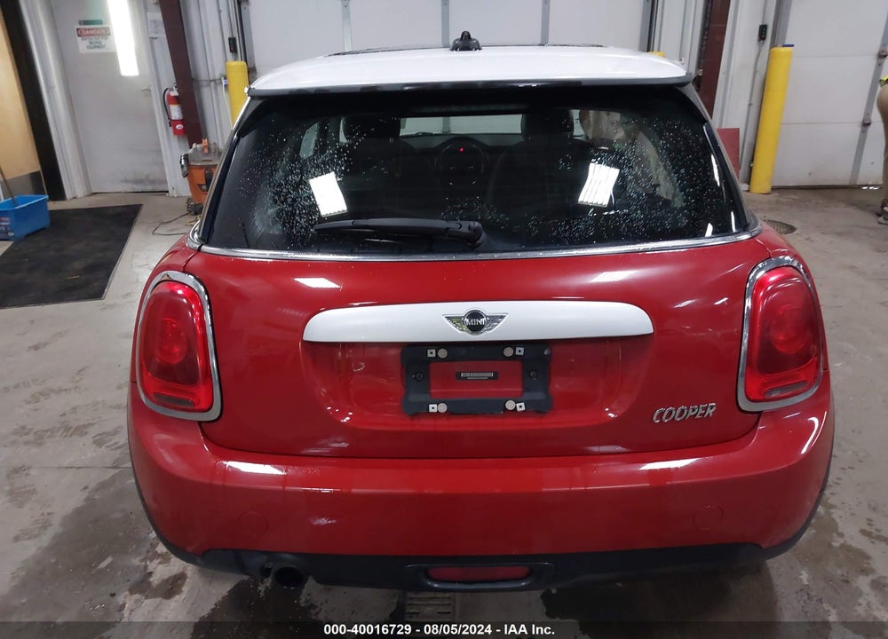2015 MINI HARDTOP COOPER VIN: WMWXM5C55F3A59589