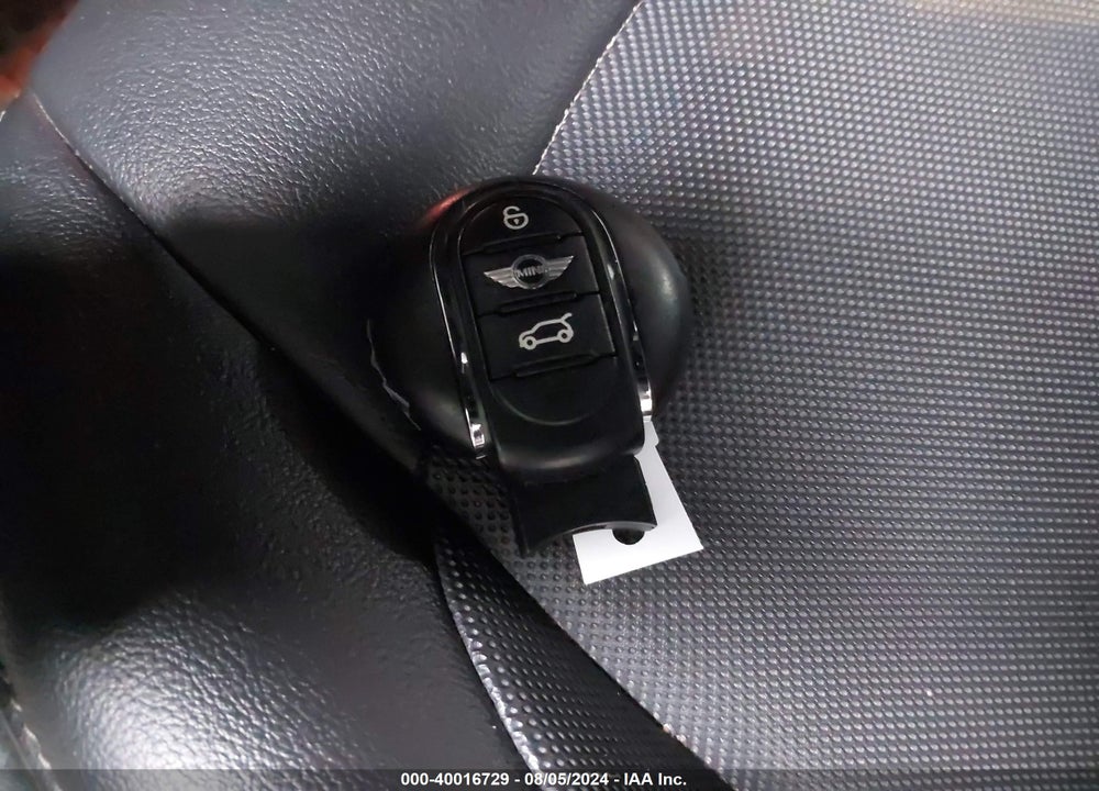 2015 MINI HARDTOP COOPER VIN: WMWXM5C55F3A59589