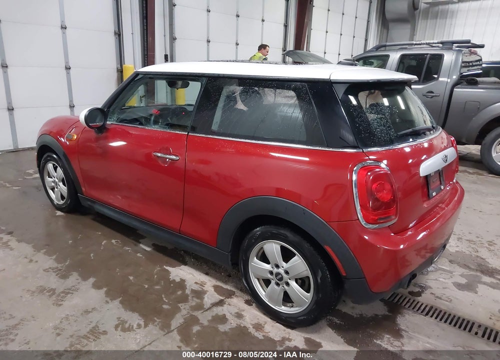 2015 MINI HARDTOP COOPER VIN: WMWXM5C55F3A59589