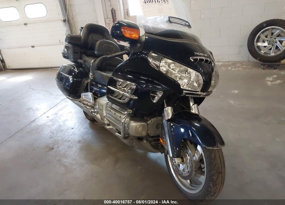 2009 HONDA GL1800 VIN: 1HFSC47H69A802374
