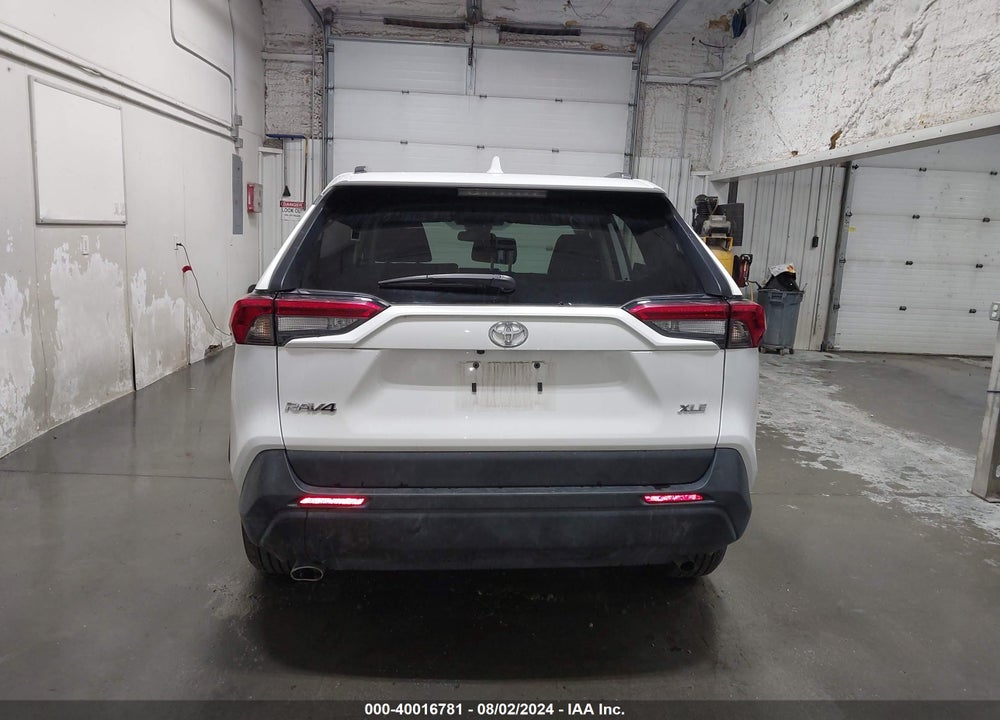2023 TOYOTA RAV4 XLE VIN: 2T3W1RFV8PW271733