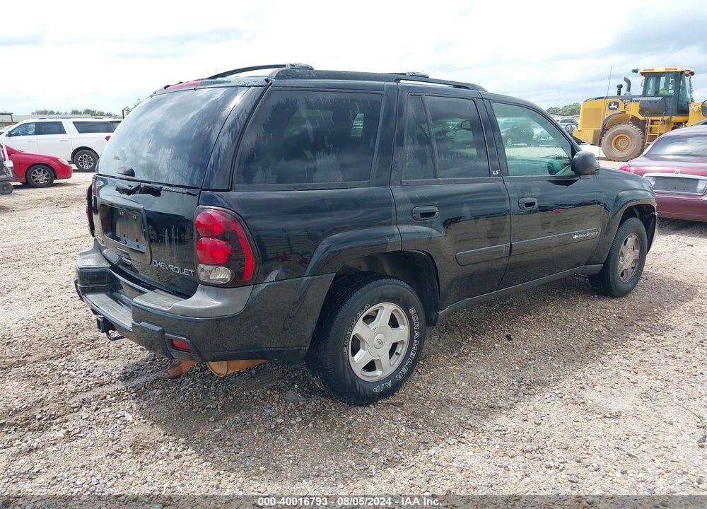 2002 CHEVROLET TRAILBLAZER LS VIN: 1GNDS13S322504149