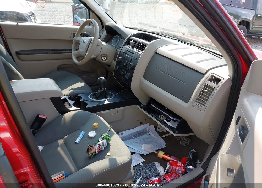 2008 FORD ESCAPE XLS/XLS MANUAL VIN: 1FMCU02Z98KA23933