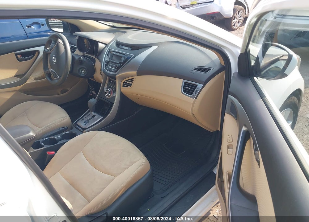 2013 HYUNDAI ELANTRA GLS VIN: 5NPDH4AE5DH392557