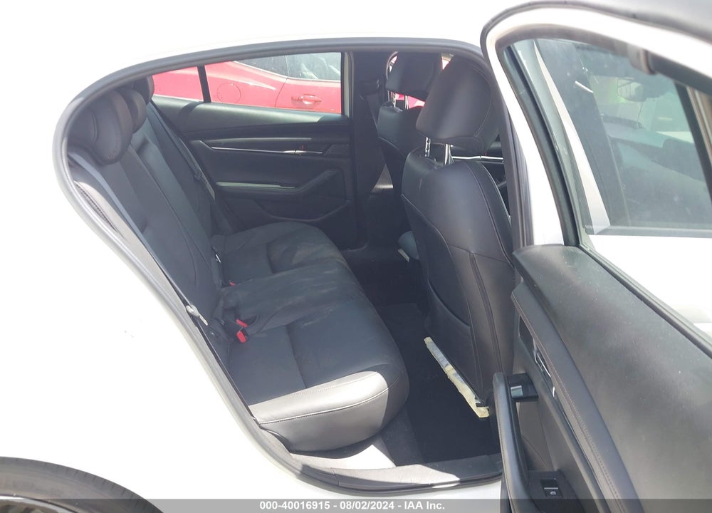 2019 MAZDA 3 PREFERRED PACKAGE VIN: 3MZBPADLXKM105737