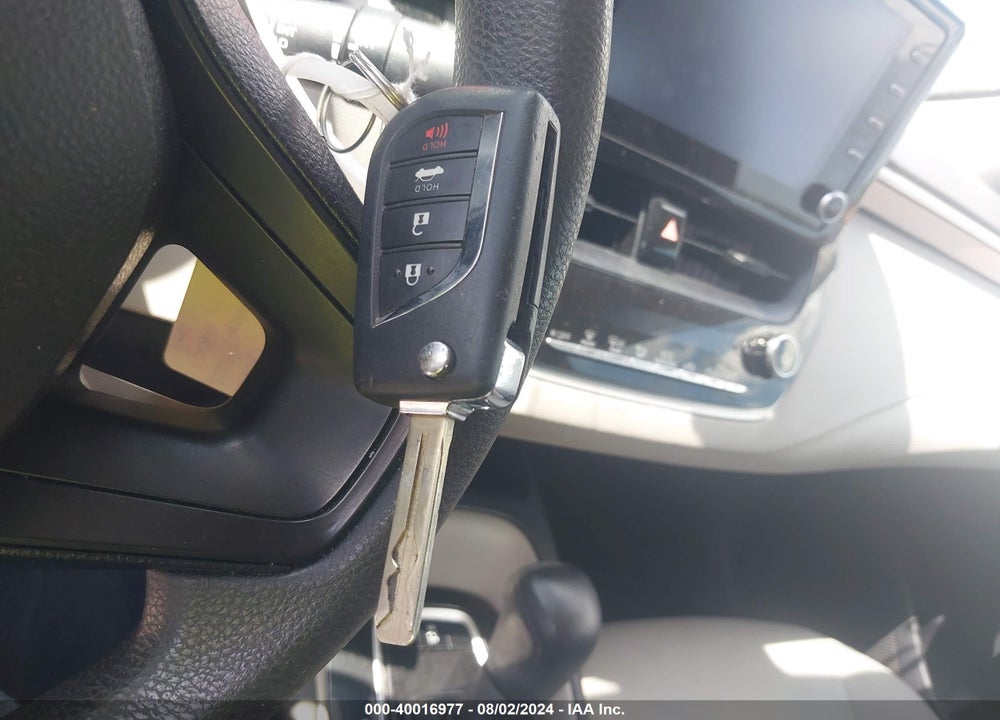 2020 TOYOTA COROLLA LE VIN: JTDEPRAE6LJ096179