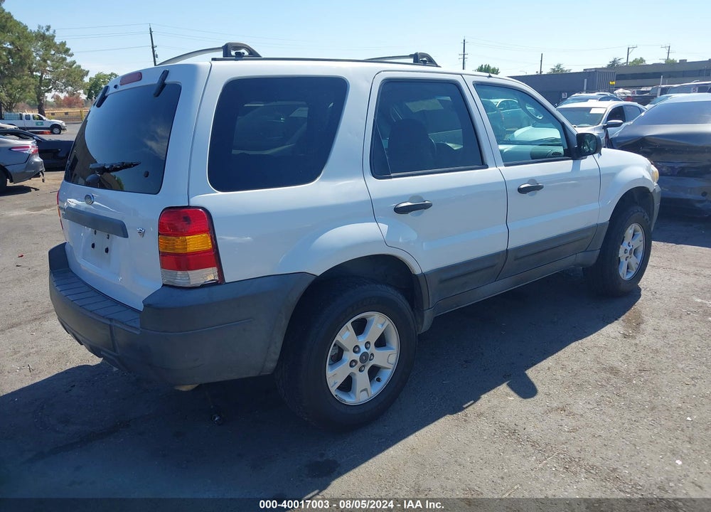2005 FORD ESCAPE XLT VIN: 1FMYU93115KE22690