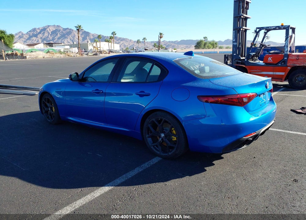 2020 ALFA ROMEO GIULIA SPORT RWD VIN: ZARFAMAN7L7633623