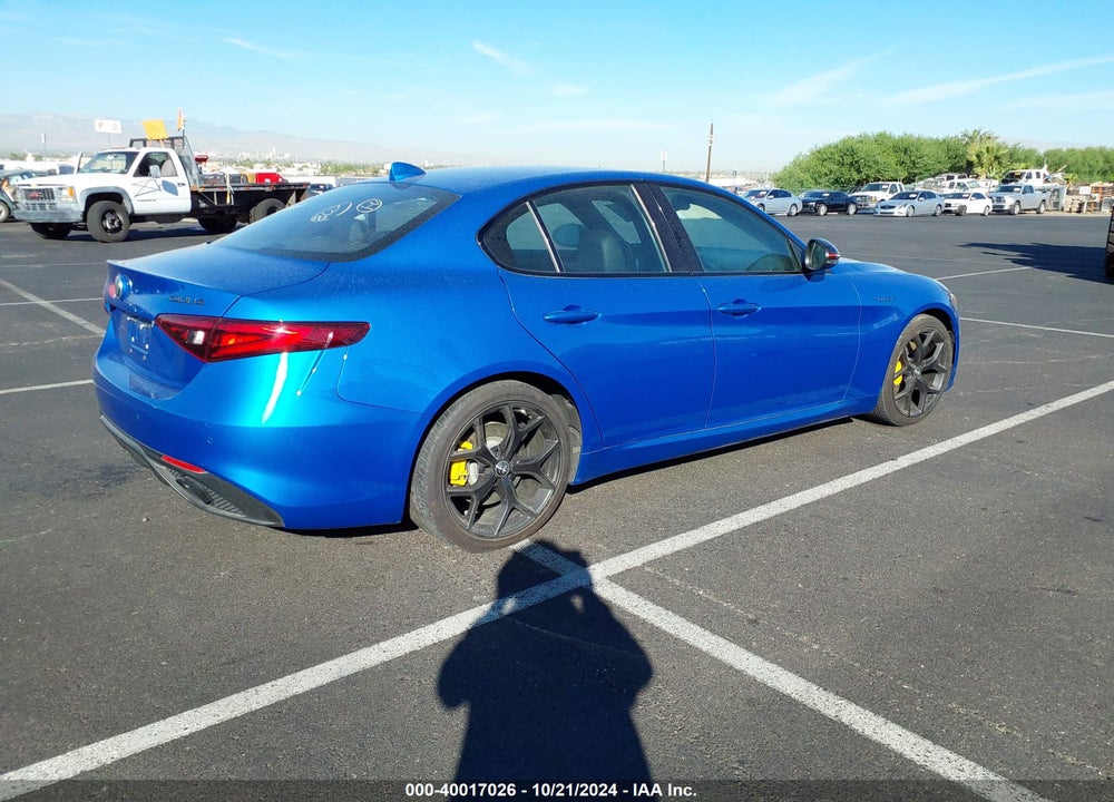 2020 ALFA ROMEO GIULIA SPORT RWD VIN: ZARFAMAN7L7633623