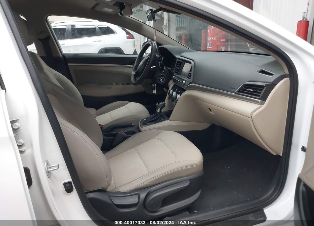 2019 HYUNDAI ELANTRA SEL VIN: 5NPD84LF6KH457709