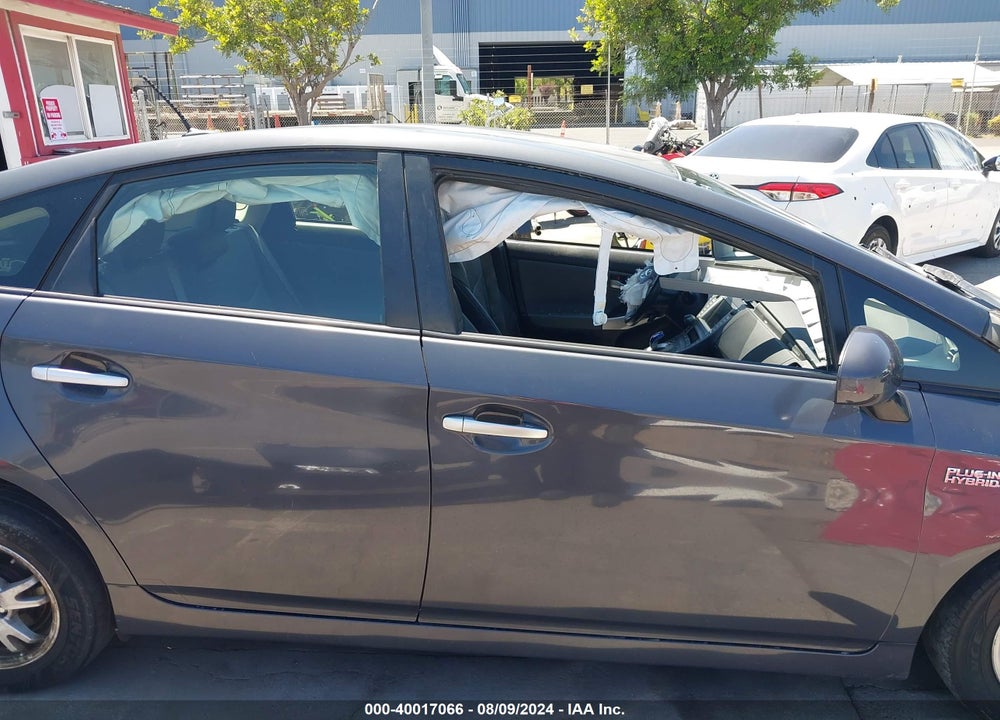 2014 TOYOTA PRIUS PLUG-IN ADVANCED VIN: JTDKN3DP0E3057694