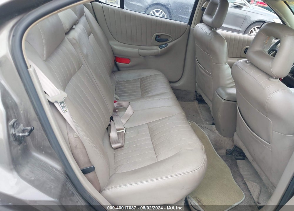 2000 PONTIAC GRAND PRIX GT VIN: 1G2WP52K3YF326051