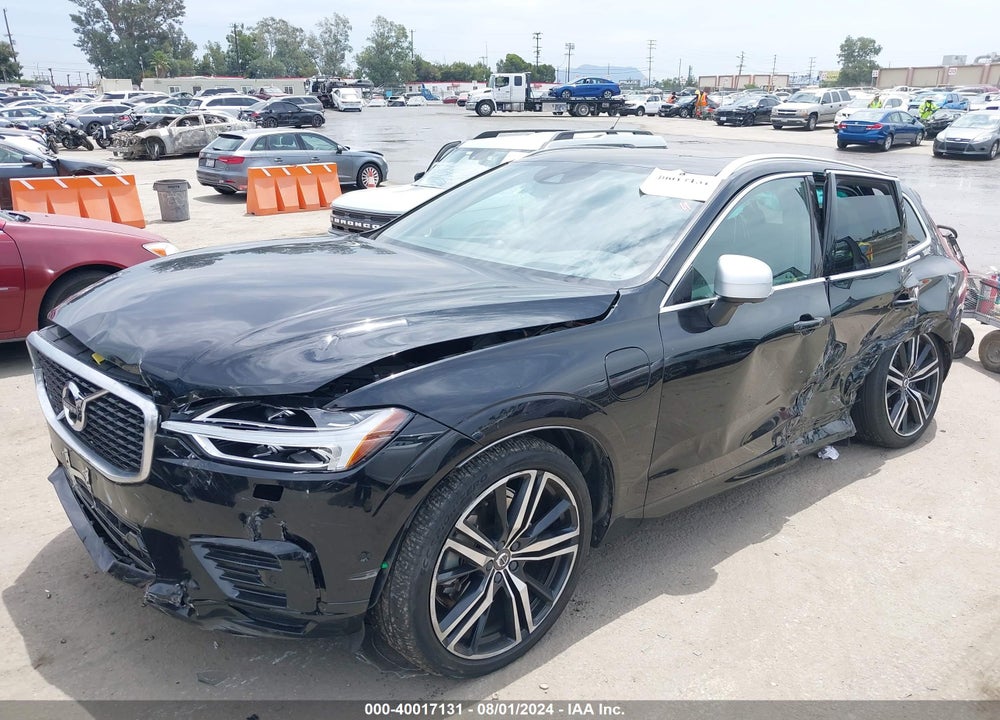 2019 VOLVO XC60 HYBRID T8 R-DESIGN VIN: LYVBR0DM5KB236967