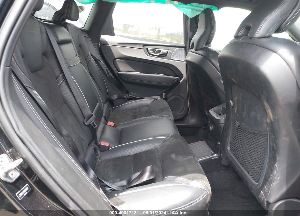 2019 VOLVO XC60 HYBRID T8 R-DESIGN VIN: LYVBR0DM5KB236967