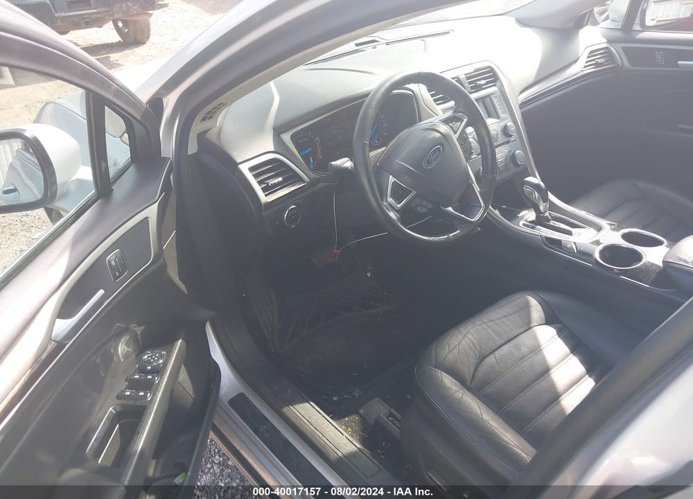2014 FORD FUSION SE VIN: 3FA6P0HD2ER130291