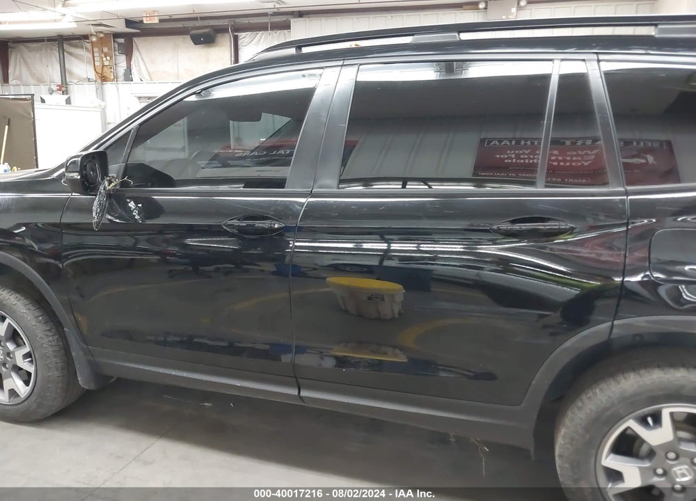 2022 HONDA PASSPORT AWD TRAILSPORT VIN: 5FNYF8H64NB030958