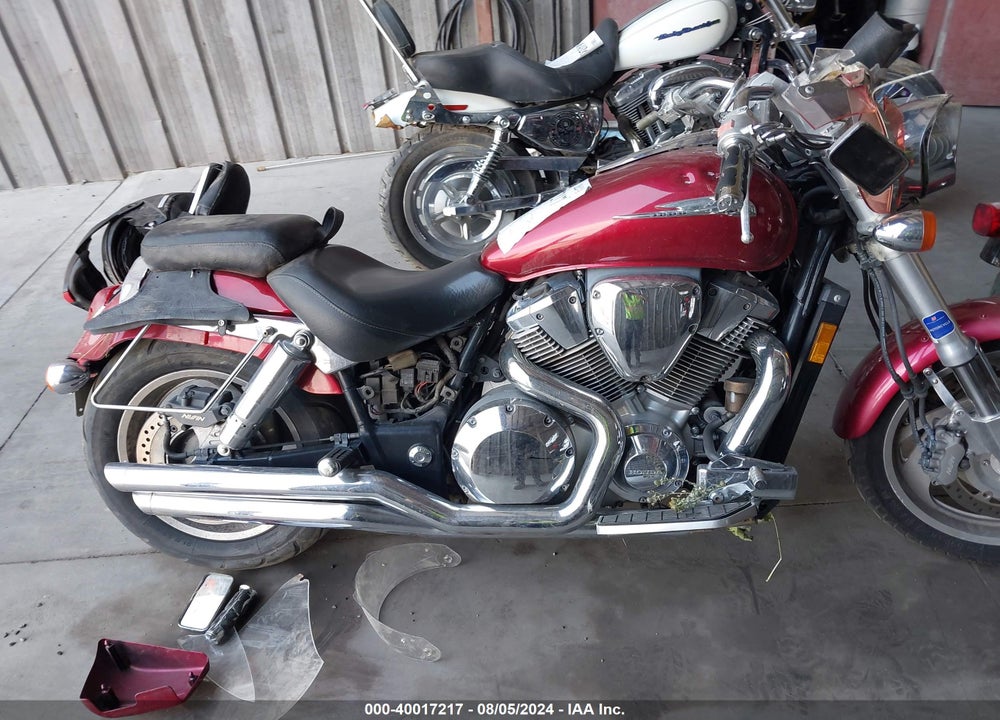 2003 HONDA VTX1800 C VIN: 1HFSC46043A101738